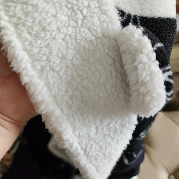 Girls Set Robe and Slippers Meow Black Cat size 6 9 XL - Picture 7 of 9